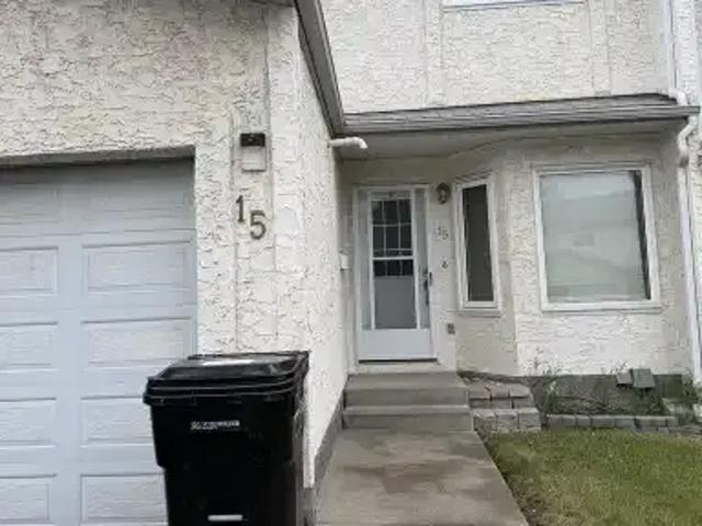 Townhouse for rent in Wedgewood, Alberta
