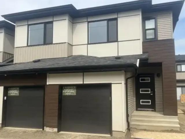 Townhouse for rent in Wedgewood, Alberta