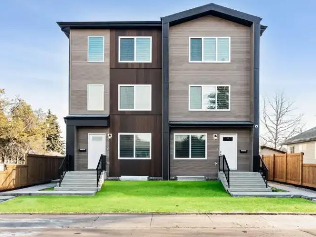 Townhouse for rent in Wedgewood, Alberta