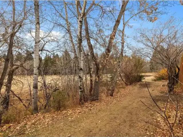 Townhouse for rent in Wedgewood, Alberta