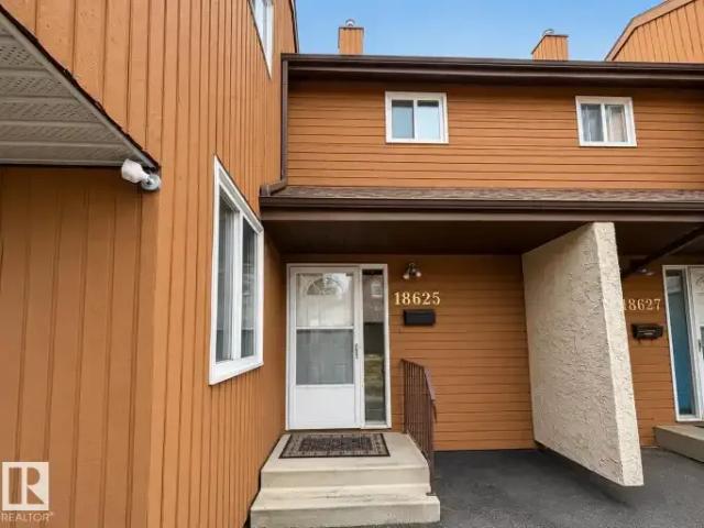 Townhouse for rent in Wedgewood, Alberta