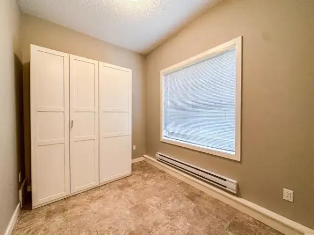 Townhouse for rent in Wedgewood, Alberta