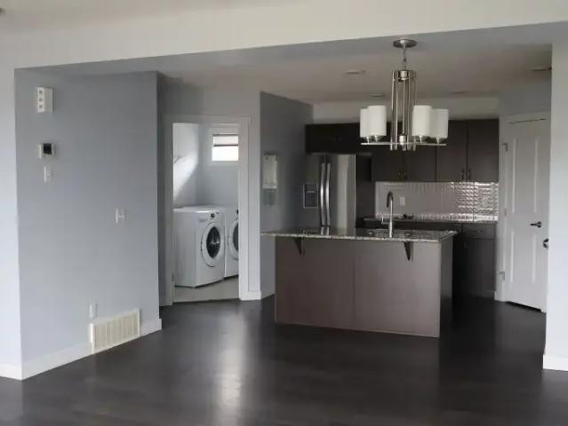 Townhouse for rent in Wedgewood, Alberta