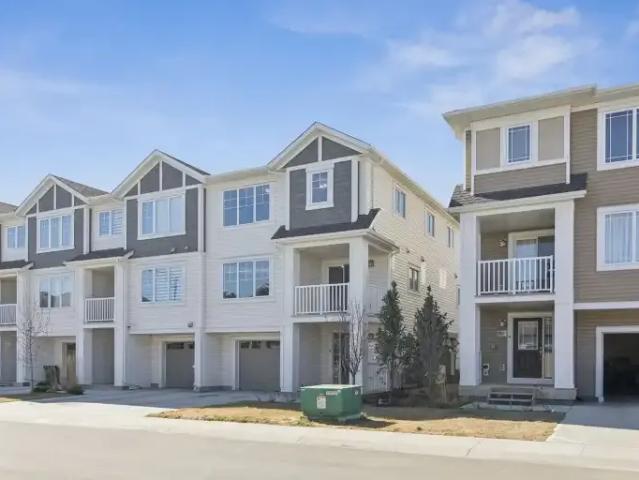Townhouse for rent in Wedgewood, Alberta