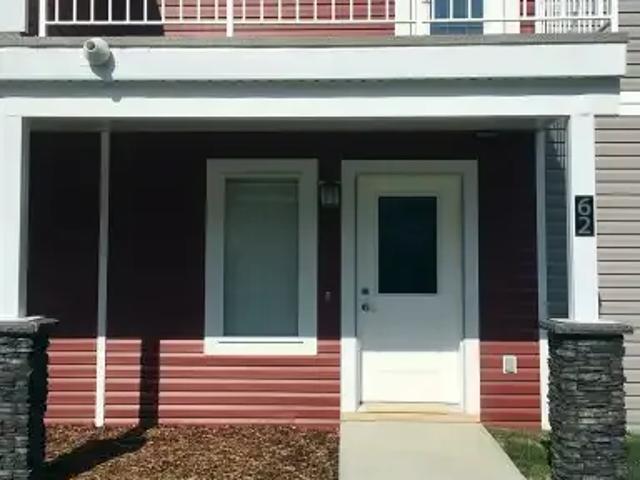 Townhouse for rent in Wedgewood, Alberta