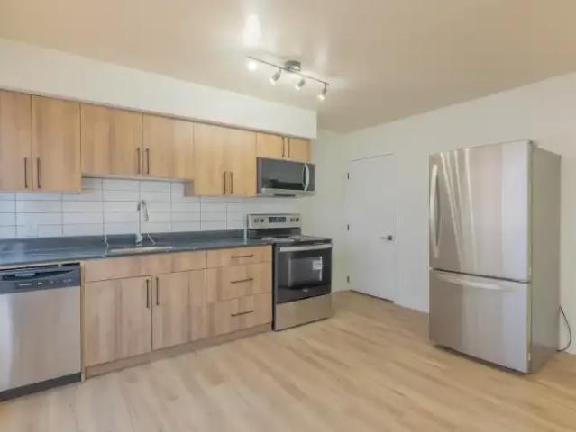 Townhouse for rent in Wedgewood, Alberta