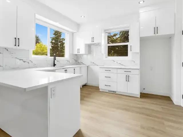 Townhouse for rent in Wedgewood, Alberta