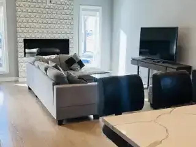 Townhouse for rent in Wedgewood, Alberta