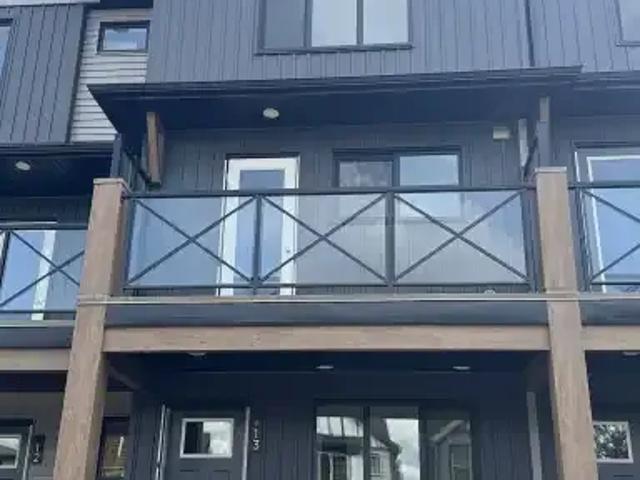 Townhouse for rent in Wedgewood, Alberta
