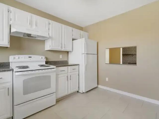 Townhouse for rent in Wedgewood, Alberta