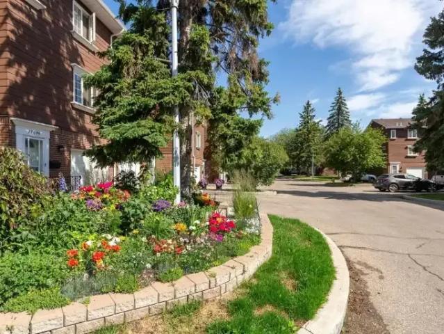 Townhouse for rent in Wedgewood, Alberta
