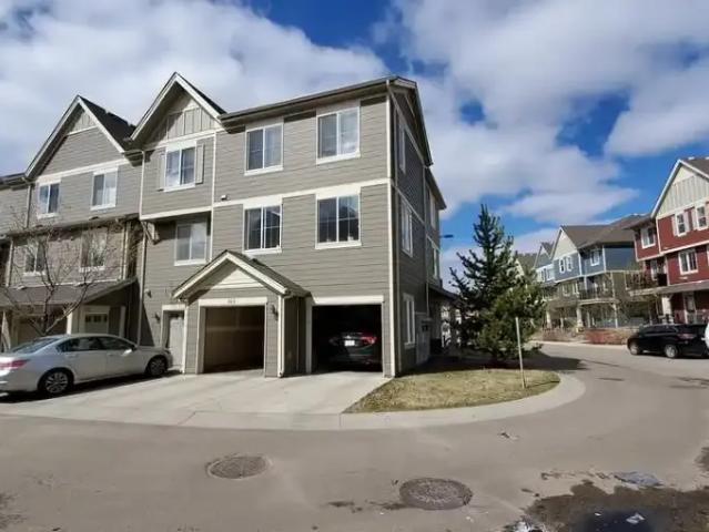 Townhouse for rent in Wedgewood, Alberta