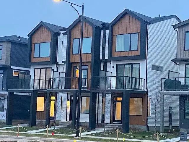 Townhouse for rent in Wedgewood, Alberta