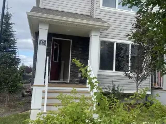 Townhouse for rent in Wedgewood, Alberta