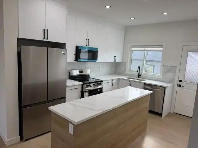 Townhouse for rent in Wedgewood, Alberta