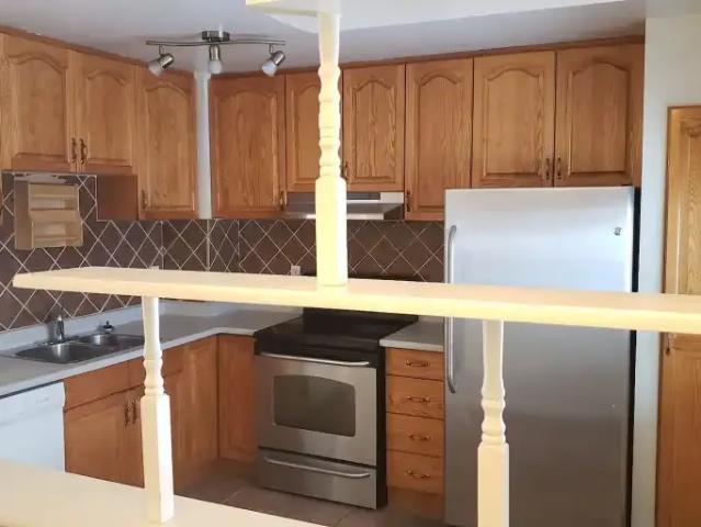 Townhouse for rent in Hairsine, Edmonton