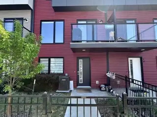 Townhouse for rent in Wedgewood, Alberta