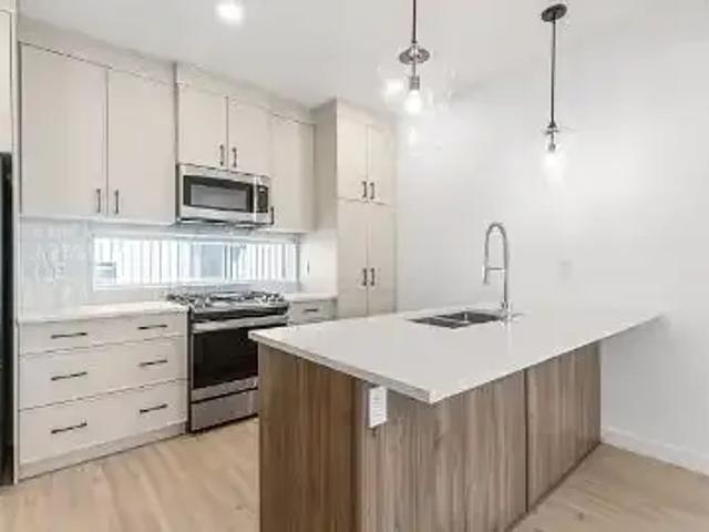 Townhouse for rent in Wedgewood, Alberta