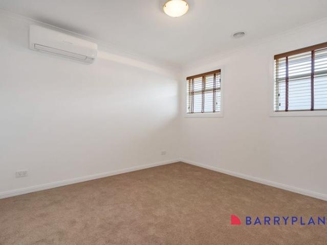 Townhouse for rent in Camerons Creek, Victoria