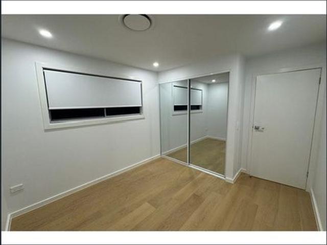 Townhouse for rent in Sydney, New South Wales