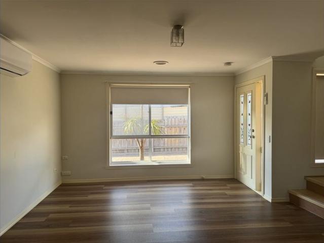 Townhouse for rent in Camerons Creek, Victoria