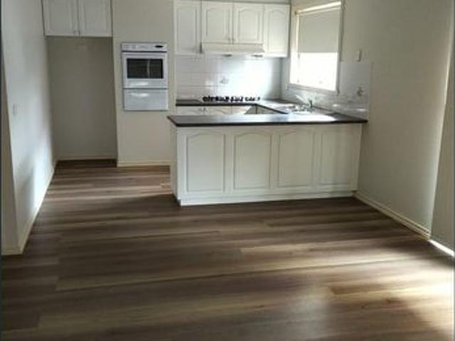 Townhouse for rent in Camerons Creek, Victoria