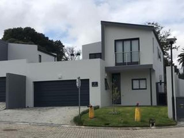 Townhouse for rent in Western Cape