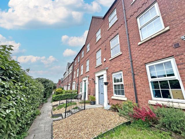 House for sale in Bloomfield, Tipton