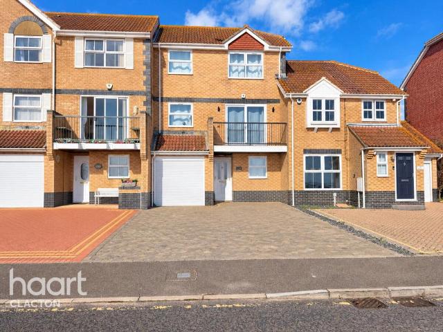 House for sale in Clacton-on-Sea, Tendring