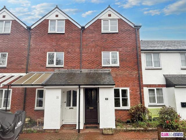 House for sale in Watergate, Devon