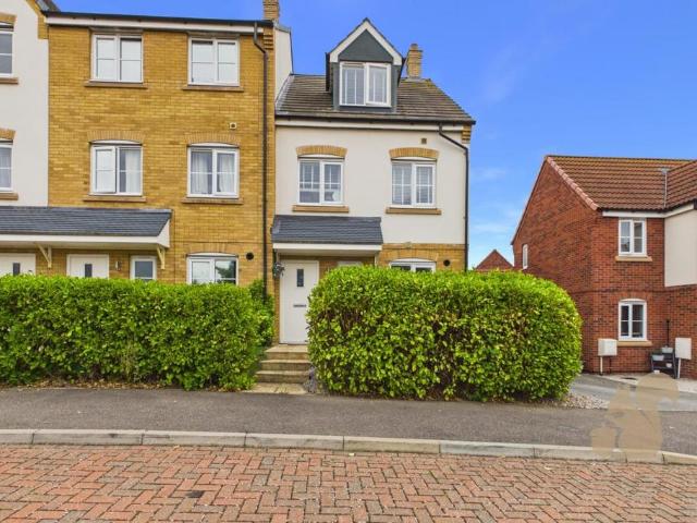 House for sale in Chelmondiston, Suffolk
