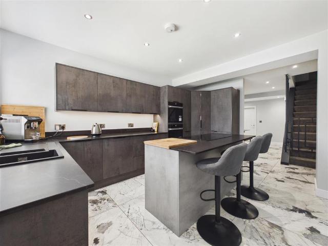 House for sale in Brackenfield, East Midlands