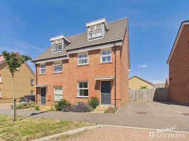House for sale in Clipstone, Eggington