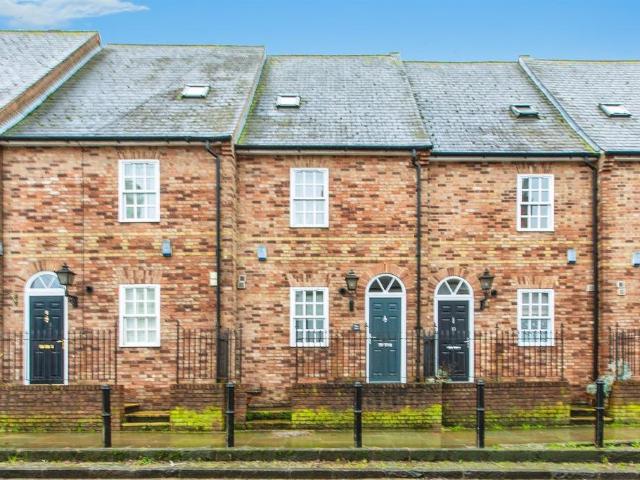 House for sale in Thrapston