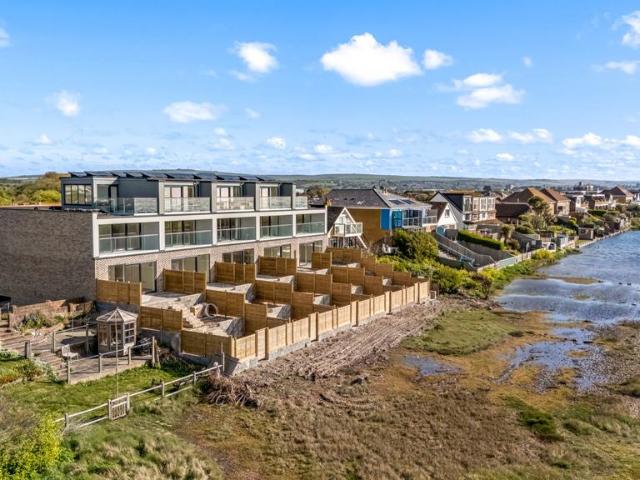 House for sale in Fishersgate, West Sussex