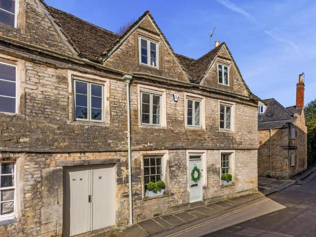 House for sale in Chesterton, Cotswold