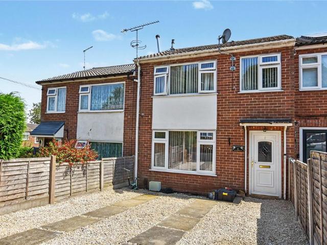 House for sale in Gildersome, West Yorkshire