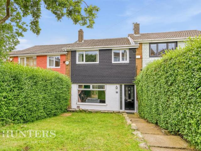 House for sale in Caldermoor, Burnedge