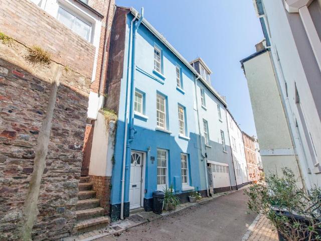 House for sale in Strode, Devon