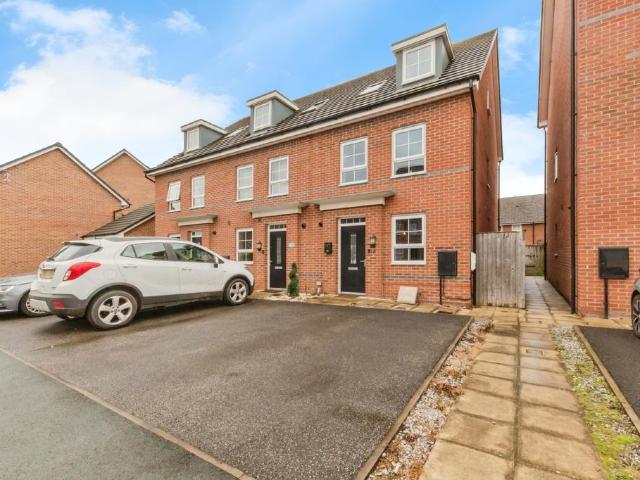 House for sale in Sandbach Heath, Sandbach