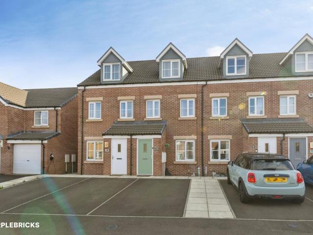 House for sale in Newbottle, Tyne And Wear