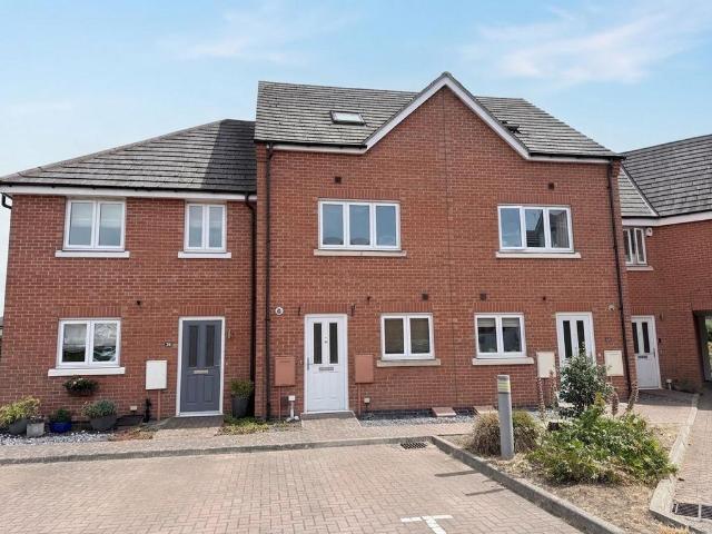 House for sale in Elmfield, Leicestershire