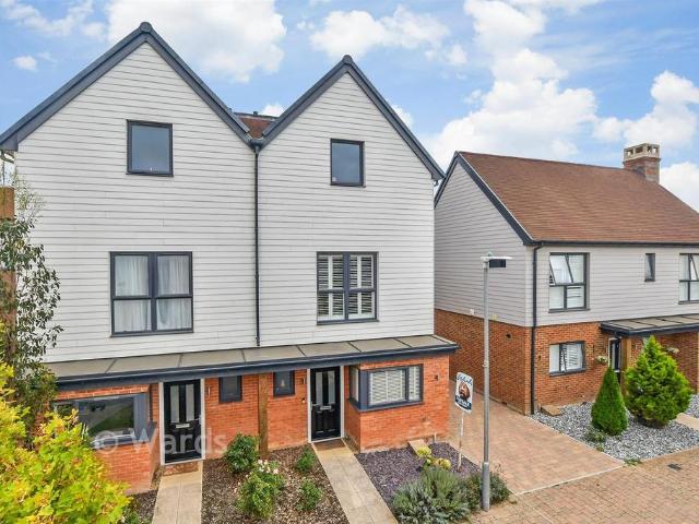 House for sale in Bridgefield, Kent
