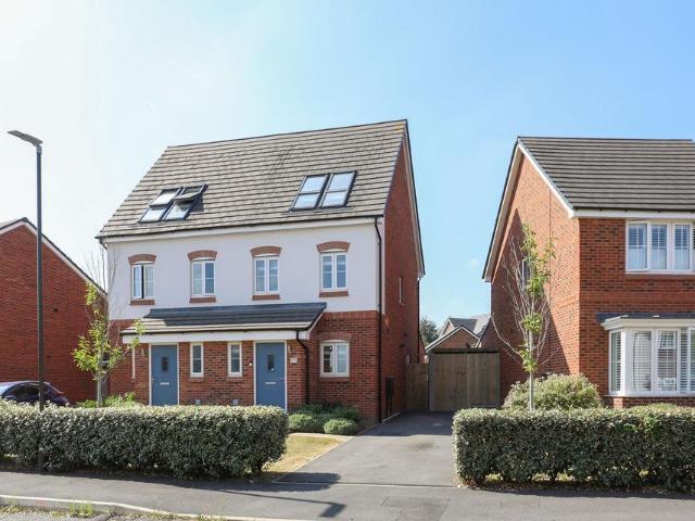House for sale in Brackenfield, East Midlands