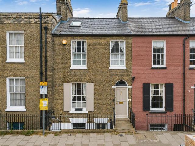 House for sale in The Kite, Arbury