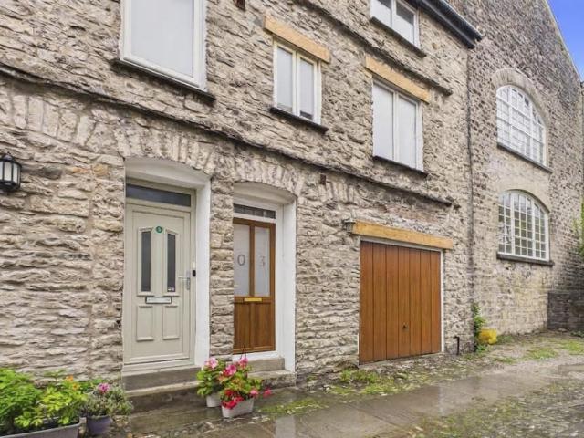 House for sale in Mintsfeet, Kendal