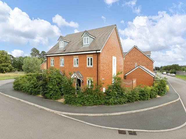 House for sale in Huntingdon, Cambridgeshire