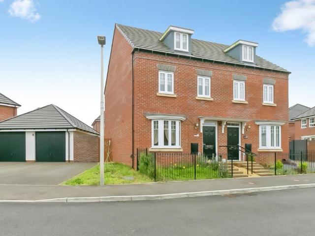 House for sale in Flemingston, Wales