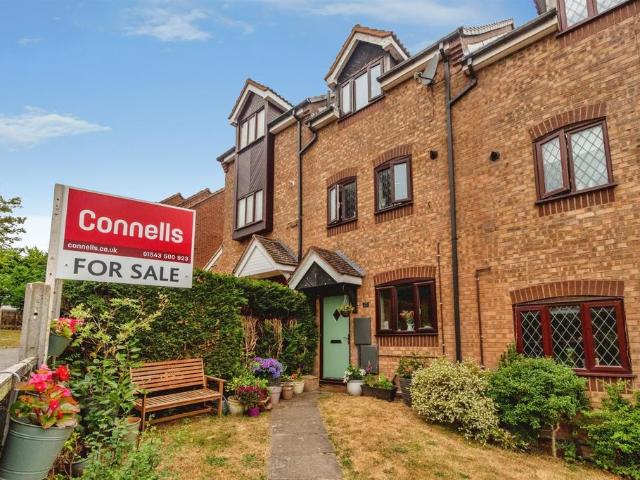 House for sale in Heath Hayes and Wimblebury, Chadsmoor