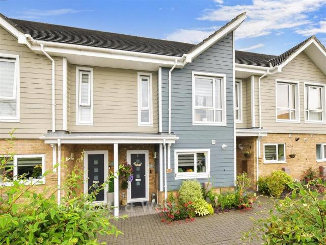House for sale in Spring Vale, Hampshire